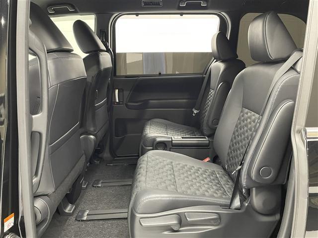 ヴォクシー Ｓ－Ｚ　ワンオーナー　純正１０．５型ＤＡ　ナビ機能付　ＣＤ／ＤＶＤ　バックカメラ　衝突被害軽減システム　ＡＣＣ　ＡＨＢ　ＨＵＤ　ＢＳＭ　快適利便ＰＫＧ　電子ミラー　両側電動スライド　プロジェクター式ライト（31枚目）