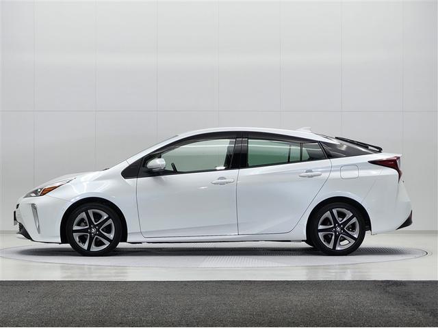 プリウス Ａツーリングセレクション　ワンオーナー　メーカーナビ　バックカメラ　衝突被害軽減システム　ＡＨＢ　ＡＣＣ　ＢＳＭ　ヘッドアップディスプレイ　ＥＴＣ　ＬＥＤヘッドランプ　アドバンスドパーク　シートヒーター　クリアランスソナー（5枚目）