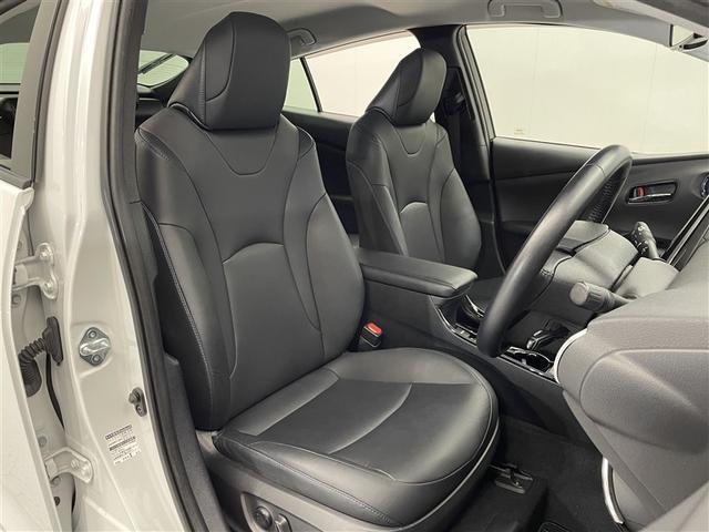 プリウス Ａツーリングセレクション　ワンオーナー　メーカーナビ　バックカメラ　衝突被害軽減システム　ＡＨＢ　ＡＣＣ　ＢＳＭ　ヘッドアップディスプレイ　ＥＴＣ　ＬＥＤヘッドランプ　アドバンスドパーク　シートヒーター　クリアランスソナー（21枚目）