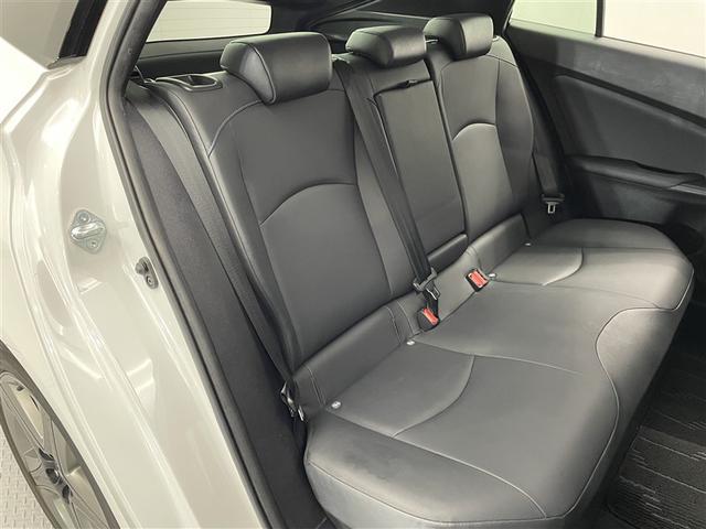 プリウス Ａツーリングセレクション　ワンオーナー　メーカーナビ　バックカメラ　衝突被害軽減システム　ＡＨＢ　ＡＣＣ　ＢＳＭ　ヘッドアップディスプレイ　ＥＴＣ　ＬＥＤヘッドランプ　アドバンスドパーク　シートヒーター　クリアランスソナー（24枚目）