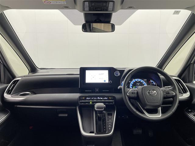 ノア ハイブリッドＺ　ワンオーナー　純正ディスプレイオーディオ　バックカメラ　衝突被害軽減システム　ＡＣＣ　ＡＨＢ　ＥＴＣ　両側電動スライド　ＬＥＤヘッドランプ　ヘッドライトレベライザー　シートヒーター　ハーフレザーシート（7枚目）