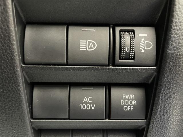 ノア ハイブリッドＺ　ワンオーナー　純正ディスプレイオーディオ　バックカメラ　衝突被害軽減システム　ＡＣＣ　ＡＨＢ　ＥＴＣ　両側電動スライド　ＬＥＤヘッドランプ　ヘッドライトレベライザー　シートヒーター　ハーフレザーシート（16枚目）