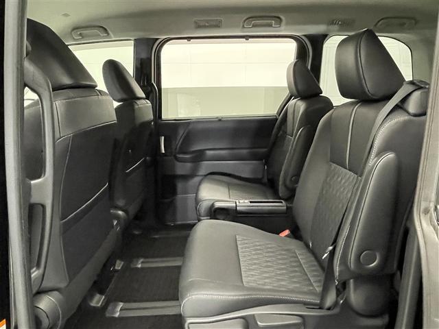 ノア ハイブリッドＺ　ワンオーナー　純正ディスプレイオーディオ　バックカメラ　衝突被害軽減システム　ＡＣＣ　ＡＨＢ　ＥＴＣ　両側電動スライド　ＬＥＤヘッドランプ　ヘッドライトレベライザー　シートヒーター　ハーフレザーシート（30枚目）