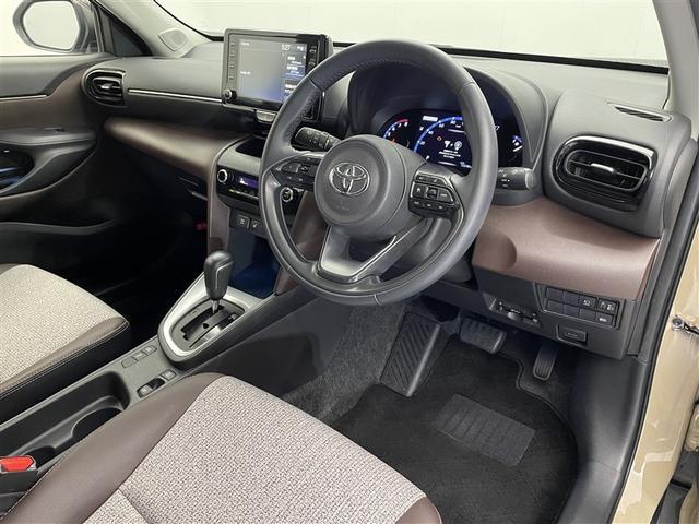 ヤリスクロス Ｚ　ワンオーナー　純正ディスプレイオーディオ　全方位カメラ　衝突被害軽減システム　ＡＨＢ　ＡＣＣ　ＢＳＭ　ＥＴＣ　ＬＥＤヘッドランプ　ヘッドライトレベライザー　シートヒーター　パワーシート（19枚目）