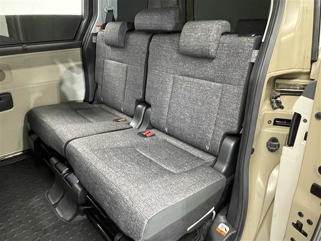 シエンタ ハイブリッドＺ　ワンオーナー　純正１０．５型ＤＡ　ナビ機能有　全方位カメラ　衝突被害軽減システム　ＡＣＣ　ＡＨＢ　ＢＳＭ　ＥＴＣ　純正ドラレコ　両側電動スライド　ＬＥＤヘッドランプ　サーキュレーター（31枚目）