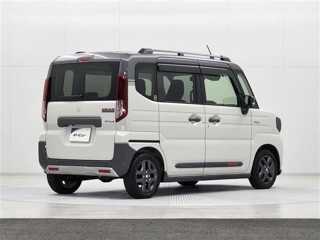 ���ÎԓX�܂͌����ɂQ�X�܁A�V�ԓX�܂͂P�O�X�܂œW�J���Ă���܂��B