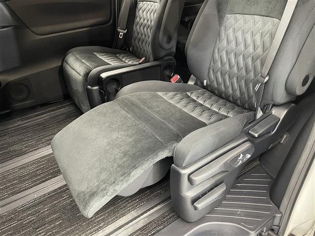 ヴェルファイア ２．５Ｚ　Ａエディション　ワンオーナー　純正９型ナビ　バックカメラ　衝突被害軽減システム　ＡＨＢ　ＡＣＣ　ＥＴＣ　両側電動スライド　ＬＥＤヘッドランプ　クリアランスソナー　レーントレーシングアシスト　ドアバイザー　ＭＴ付ＡＴ（30枚目）