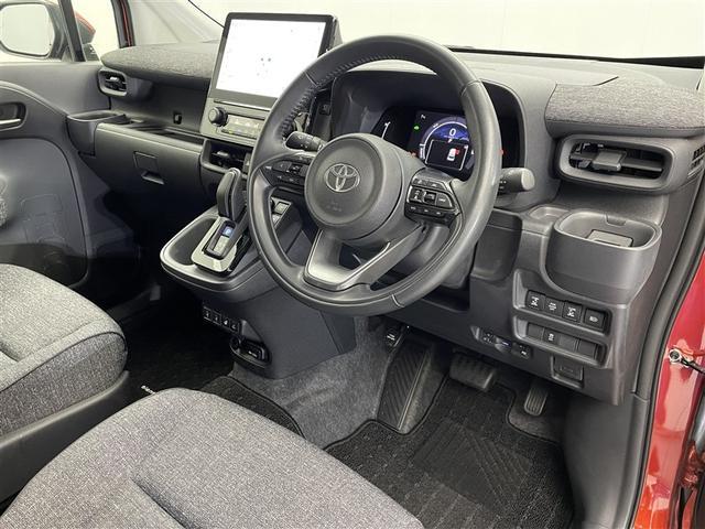 シエンタ ハイブリッドZ ワンオーナー 純正10.5型DA ナビ機能有 全方位カメラ 衝突被害軽減システム ACC AHB BSM ETC 両側電動スライド LEDヘッドランプ ステアリング&シートヒーター ドアバイザー(18枚目)