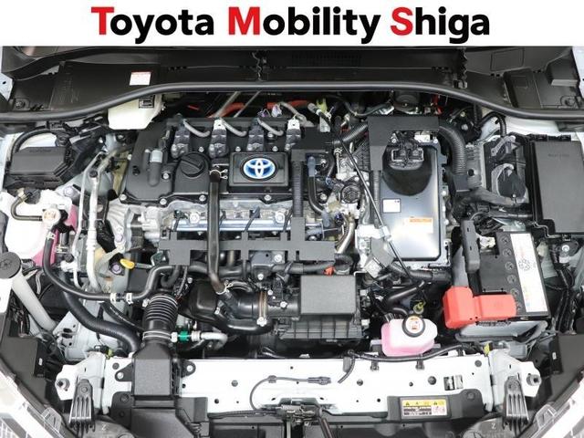カローラクロス ハイブリッド　Ｚ　サンルーフ　フルセグ　メモリーナビ　ミュージックプレイヤー接続可　バックカメラ　衝突被害軽減システム　ＥＴＣ　ドラレコ　ＬＥＤヘッドランプ　ワンオーナー（16枚目）