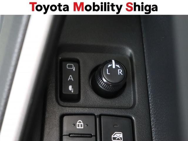 カローラクロス ハイブリッド　Ｚ　サンルーフ　フルセグ　メモリーナビ　ミュージックプレイヤー接続可　バックカメラ　衝突被害軽減システム　ＥＴＣ　ドラレコ　ＬＥＤヘッドランプ　ワンオーナー（20枚目）