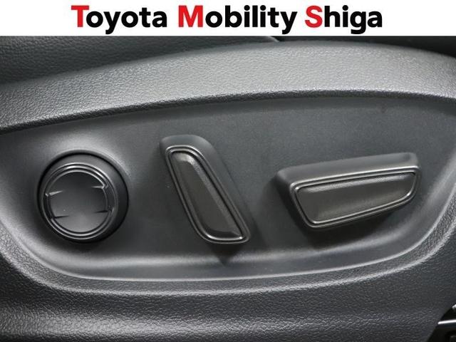カローラクロス ハイブリッド　Ｚ　サンルーフ　フルセグ　メモリーナビ　ミュージックプレイヤー接続可　バックカメラ　衝突被害軽減システム　ＥＴＣ　ドラレコ　ＬＥＤヘッドランプ　ワンオーナー（21枚目）