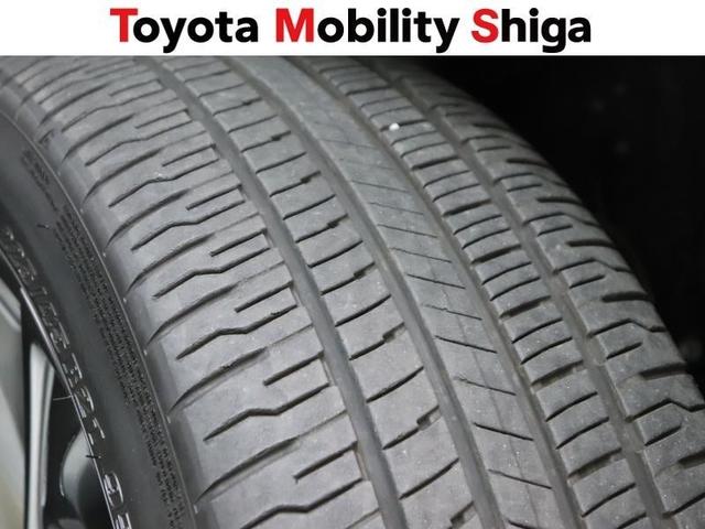 クラウンクロスオーバー Ｇアドバンスド・レザーパッケージ　革シート　４ＷＤ　フルセグ　ミュージックプレイヤー接続可　バックカメラ　衝突被害軽減システム　ＥＴＣ　ドラレコ　ＬＥＤヘッドランプ　ワンオーナー（18枚目）