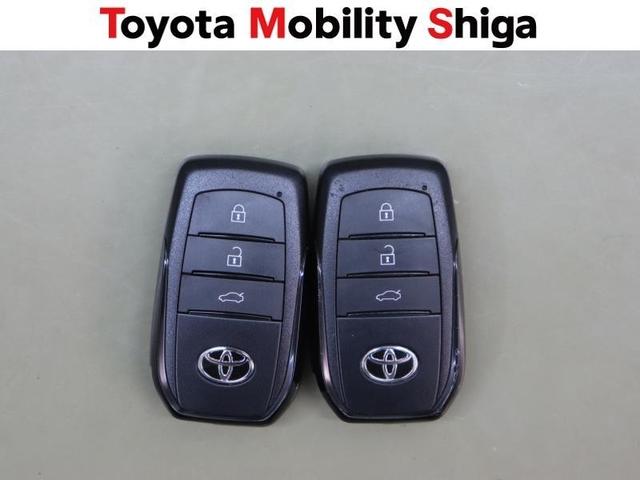 クラウンクロスオーバー Ｇアドバンスド・レザーパッケージ　革シート　４ＷＤ　フルセグ　ミュージックプレイヤー接続可　バックカメラ　衝突被害軽減システム　ＥＴＣ　ドラレコ　ＬＥＤヘッドランプ　ワンオーナー（27枚目）