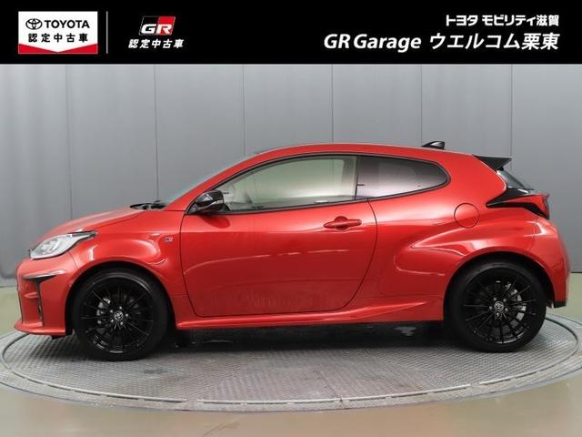 ＧＲヤリス ＲＳ　メモリーナビ　ミュージックプレイヤー接続可　バックカメラ　衝突被害軽減システム　ＥＴＣ　ＬＥＤヘッドランプ　ワンオーナー（2枚目）