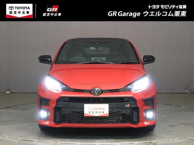 ＧＲヤリス ＲＳ　メモリーナビ　ミュージックプレイヤー接続可　バックカメラ　衝突被害軽減システム　ＥＴＣ　ＬＥＤヘッドランプ　ワンオーナー（7枚目）