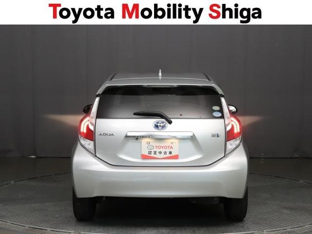 リヤのコンビネーションランプは後続車から確認しやすいデザインとなっております。