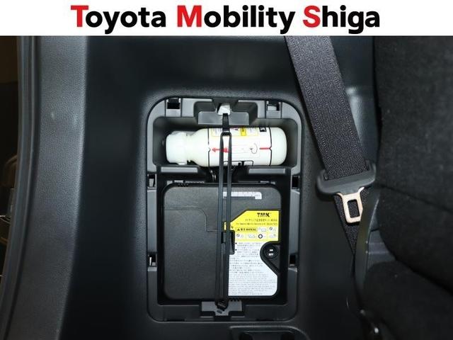 ヴォクシー S-Z フルセグ メモリーナビ DVD再生 ミュージックプレイヤー接続可 バックカメラ 衝突被害軽減システム ETC ドラレコ 両側電動スライド LEDヘッドランプ 乗車定員7人 3列シート(31枚目)