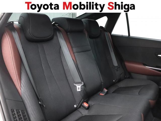 クラウンハイブリッド ＲＳ　フルセグ　メモリーナビ　ＤＶＤ再生　ミュージックプレイヤー接続可　バックカメラ　衝突被害軽減システム　ＥＴＣ　ドラレコ　ＬＥＤヘッドランプ（13枚目）