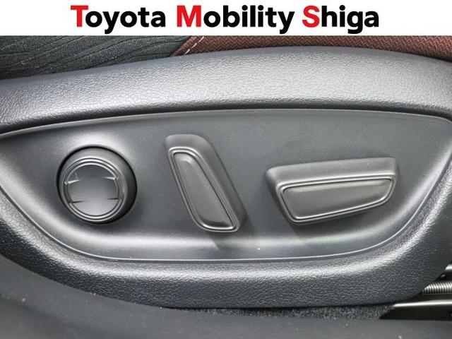 クラウンハイブリッド ＲＳ　フルセグ　メモリーナビ　ＤＶＤ再生　ミュージックプレイヤー接続可　バックカメラ　衝突被害軽減システム　ＥＴＣ　ドラレコ　ＬＥＤヘッドランプ（20枚目）