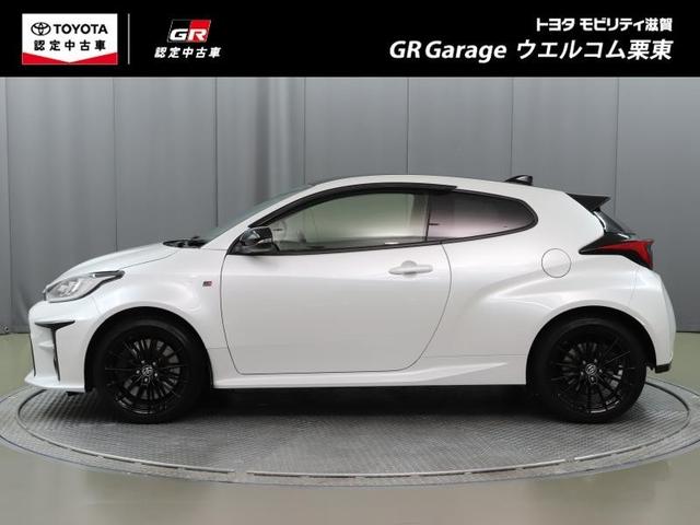 GRヤリス RZ 4WD フルセグ メモリーナビ ミュージックプレイヤー接続可 バックカメラ 衝突被害軽減システム ETC LEDヘッドランプ ワンオーナー アイドリングストップ(2枚目)