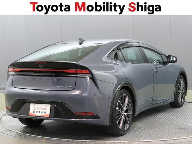 プリウス Ｚ　フルセグ　メモリーナビ　ミュージックプレイヤー接続可　バックカメラ　衝突被害軽減システム　ＥＴＣ　ドラレコ　ＬＥＤヘッドランプ　ワンオーナー（3枚目）