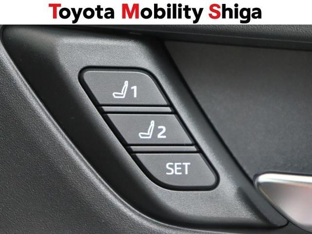 プリウス Ｚ　フルセグ　メモリーナビ　ミュージックプレイヤー接続可　バックカメラ　衝突被害軽減システム　ＥＴＣ　ドラレコ　ＬＥＤヘッドランプ　ワンオーナー（18枚目）