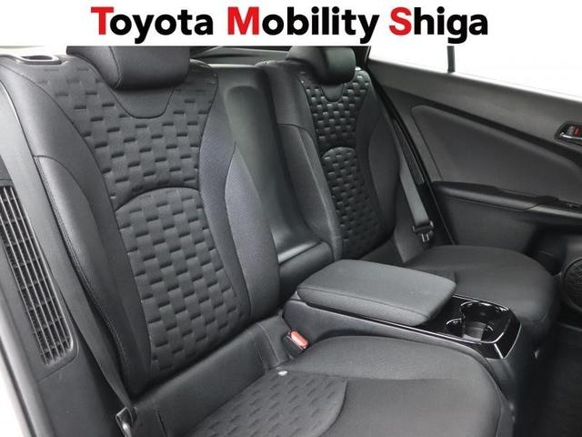 プリウスＰＨＶ Ａ　フルセグ　メモリーナビ　ミュージックプレイヤー接続可　バックカメラ　衝突被害軽減システム　ＥＴＣ　ＬＥＤヘッドランプ（13枚目）