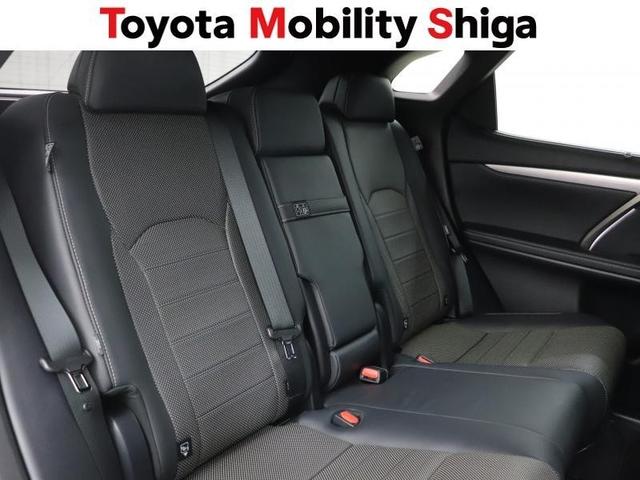 ＲＸ ＲＸ３００　Ｆスポーツ　革シート　フルセグ　メモリーナビ　ＤＶＤ再生　ミュージックプレイヤー接続可　バックカメラ　衝突被害軽減システム　ＥＴＣ　ドラレコ　ＬＥＤヘッドランプ　ワンオーナー　フルエアロ　アイドリングストップ（10枚目）