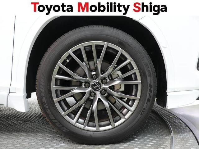 ＲＸ ＲＸ３００　Ｆスポーツ　革シート　フルセグ　メモリーナビ　ＤＶＤ再生　ミュージックプレイヤー接続可　バックカメラ　衝突被害軽減システム　ＥＴＣ　ドラレコ　ＬＥＤヘッドランプ　ワンオーナー　フルエアロ　アイドリングストップ（12枚目）