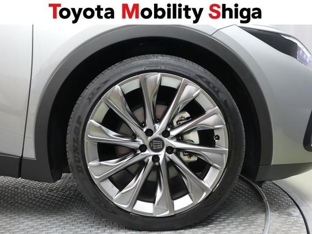 クラウンクロスオーバー Ｇアドバンスド・レザーパッケージ　革シート　４ＷＤ　フルセグ　ミュージックプレイヤー接続可　バックカメラ　衝突被害軽減システム　ＥＴＣ　ドラレコ　ＬＥＤヘッドランプ　ワンオーナー（15枚目）