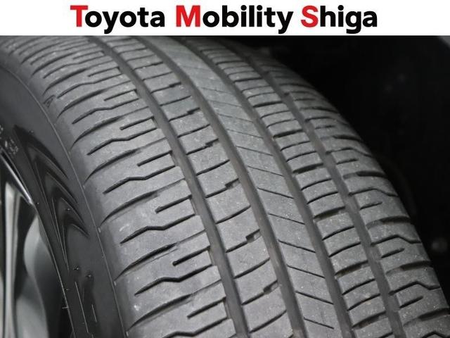 クラウンクロスオーバー Ｇアドバンスド・レザーパッケージ　革シート　４ＷＤ　フルセグ　ミュージックプレイヤー接続可　バックカメラ　衝突被害軽減システム　ＥＴＣ　ドラレコ　ＬＥＤヘッドランプ　ワンオーナー（19枚目）