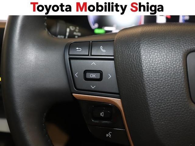 クラウンクロスオーバー Ｇアドバンスド・レザーパッケージ　革シート　４ＷＤ　フルセグ　ミュージックプレイヤー接続可　バックカメラ　衝突被害軽減システム　ＥＴＣ　ドラレコ　ＬＥＤヘッドランプ　ワンオーナー（20枚目）