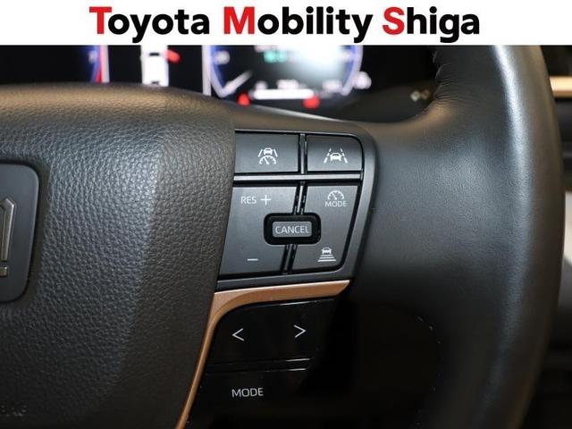 クラウンクロスオーバー Ｇアドバンスド・レザーパッケージ　革シート　４ＷＤ　フルセグ　ミュージックプレイヤー接続可　バックカメラ　衝突被害軽減システム　ＥＴＣ　ドラレコ　ＬＥＤヘッドランプ　ワンオーナー（21枚目）