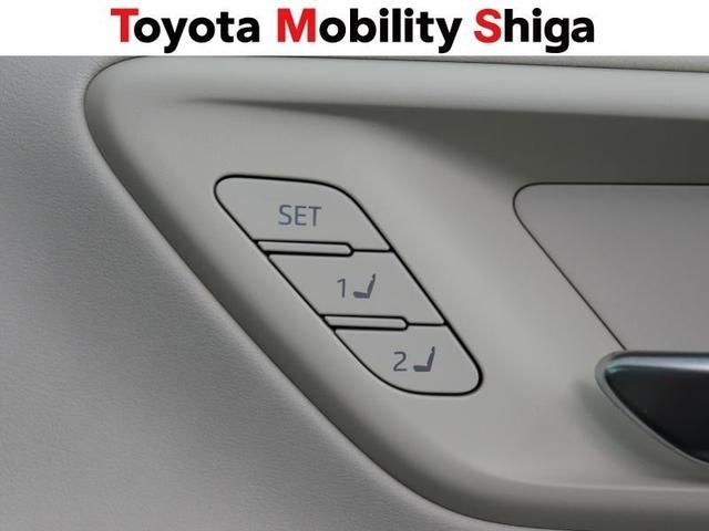 クラウンクロスオーバー Ｇアドバンスド・レザーパッケージ　革シート　４ＷＤ　フルセグ　ミュージックプレイヤー接続可　バックカメラ　衝突被害軽減システム　ＥＴＣ　ドラレコ　ＬＥＤヘッドランプ　ワンオーナー（24枚目）