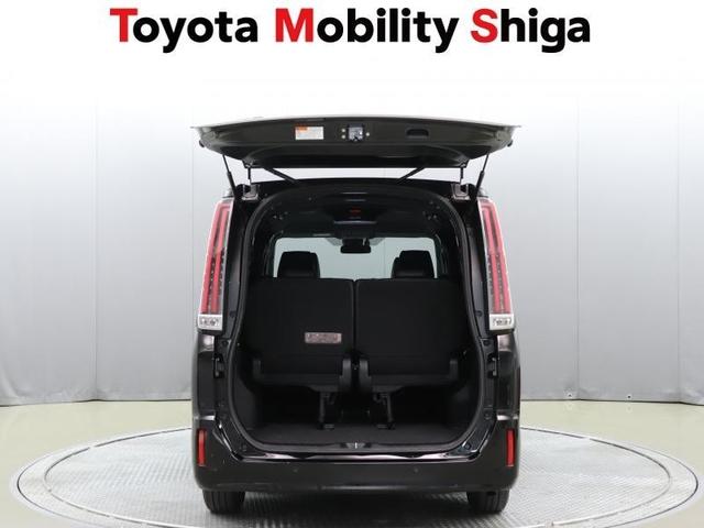 エスクァイア ハイブリッドGi フルセグ メモリーナビ DVD再生 ミュージックプレイヤー接続可 後席モニター バックカメラ 衝突被害軽減システム ETC 両側電動スライド LEDヘッドランプ 乗車定員7人 3列シート ワンオーナー(13枚目)