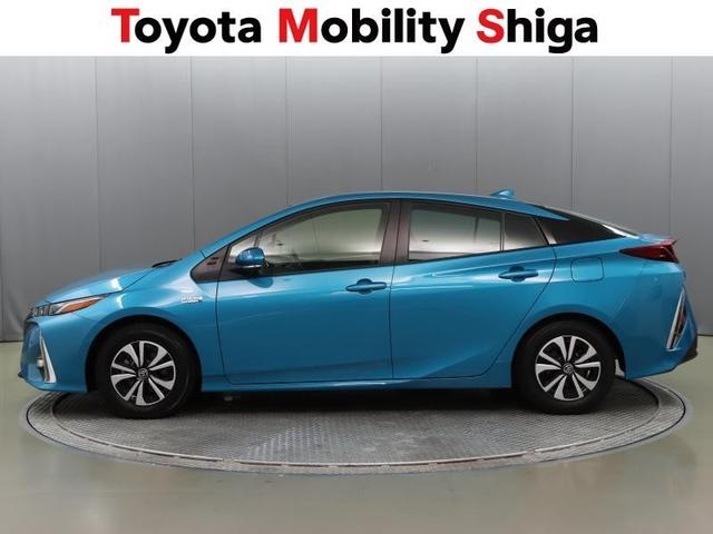 プリウスＰＨＶ Ｓセーフティパッケージ　ワンセグ　メモリーナビ　ミュージックプレイヤー接続可　バックカメラ　衝突被害軽減システム　ＥＴＣ　ドラレコ　ＬＥＤヘッドランプ　ワンオーナー（2枚目）