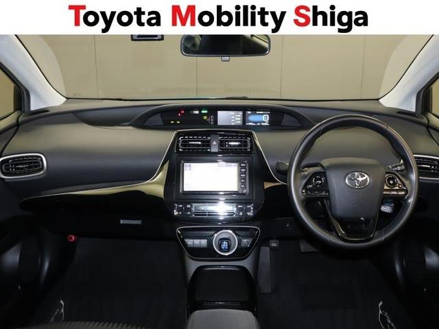 プリウスＰＨＶ Ｓセーフティパッケージ　ワンセグ　メモリーナビ　ミュージックプレイヤー接続可　バックカメラ　衝突被害軽減システム　ＥＴＣ　ドラレコ　ＬＥＤヘッドランプ　ワンオーナー（9枚目）