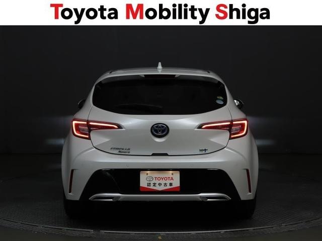 �����̃R���r�l�[�V���������v�͌㑱�Ԃ�����m�F���₷���ʒu�ɔz�u���ꂽ�f�U�C���ł��B