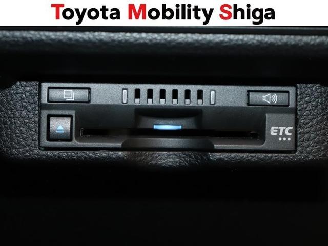 �R���\-�����ɃX�b�L�����܂����r���g�C���^�C�v�̂d�s�b�ԍڊ�𑕔����Ă���܂��B�������H���p���ɕ֗��ȃA�C�e���ł��B