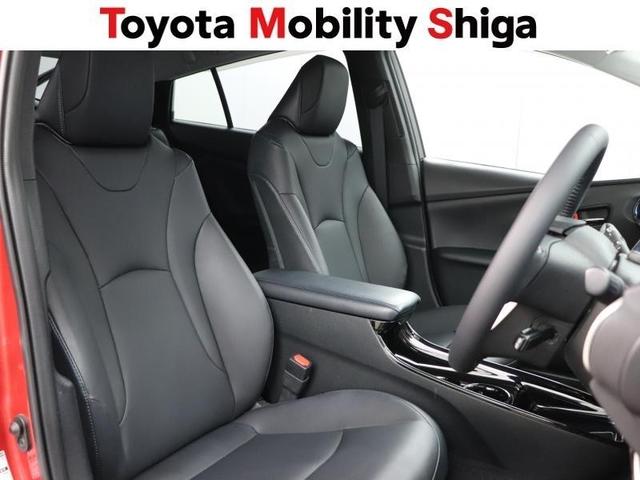 プリウス Ａツーリングセレクション　４ＷＤ　フルセグ　メモリーナビ　ＤＶＤ再生　ミュージックプレイヤー接続可　バックカメラ　衝突被害軽減システム　ＥＴＣ　ドラレコ　ＬＥＤヘッドランプ　ワンオーナー　フルエアロ（17枚目）