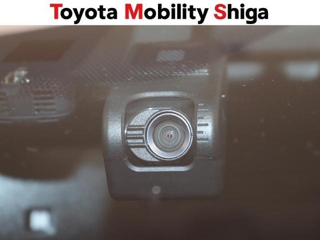 プリウス Ａツーリングセレクション　４ＷＤ　フルセグ　メモリーナビ　ＤＶＤ再生　ミュージックプレイヤー接続可　バックカメラ　衝突被害軽減システム　ＥＴＣ　ドラレコ　ＬＥＤヘッドランプ　ワンオーナー　フルエアロ（30枚目）