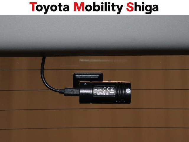 ������^�]�΍�ɕ֗��Ȍ㕔�B�e�p�J�������������Ă���܂��B