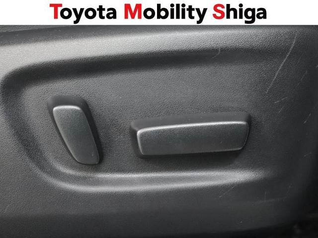 アルファード ２．５Ｓ　Ｃパッケージ　サンルーフ　フルセグ　メモリーナビ　ミュージックプレイヤー接続可　後席モニター　バックカメラ　衝突被害軽減システム　ＥＴＣ　ドラレコ　両側電動スライド　ＬＥＤヘッドランプ　乗車定員７人　３列シート（22枚目）