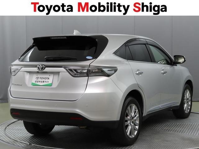 ハリアー プレミアム　アドバンスドパッケージ　フルセグ　メモリーナビ　ＤＶＤ再生　ミュージックプレイヤー接続可　バックカメラ　衝突被害軽減システム　ＥＴＣ　ＬＥＤヘッドランプ　ワンオーナー（3枚目）