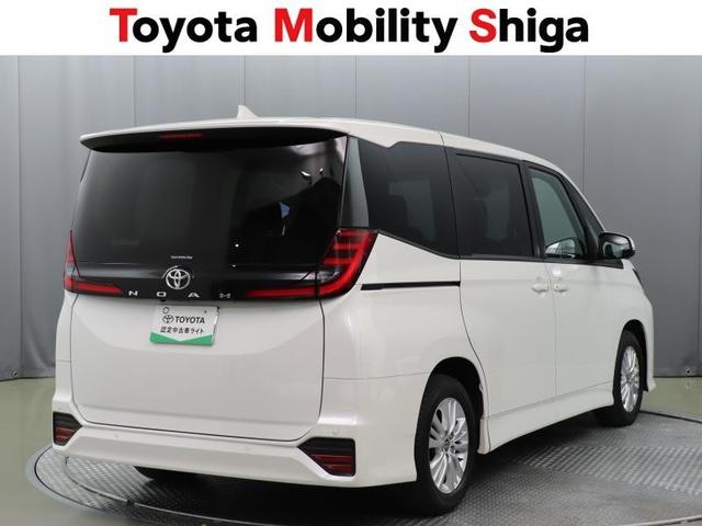 ノア Ｓ－Ｇ　フルセグ　メモリーナビ　ＤＶＤ再生　ミュージックプレイヤー接続可　後席モニター　バックカメラ　衝突被害軽減システム　ＥＴＣ　両側電動スライド　ＬＥＤヘッドランプ　乗車定員７人　３列シート　ワンオーナー（3枚目）