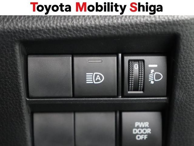 ノア Ｓ－Ｇ　フルセグ　メモリーナビ　ＤＶＤ再生　ミュージックプレイヤー接続可　後席モニター　バックカメラ　衝突被害軽減システム　ＥＴＣ　両側電動スライド　ＬＥＤヘッドランプ　乗車定員７人　３列シート　ワンオーナー（22枚目）