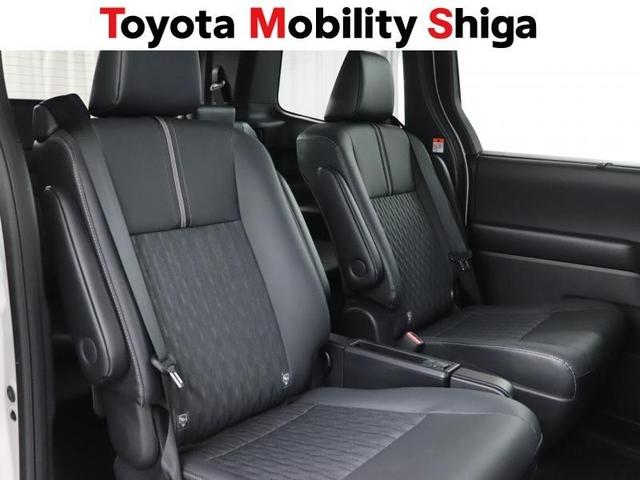 ノア ハイブリッドＳ－Ｚ　４ＷＤ　フルセグ　メモリーナビ　ＤＶＤ再生　ミュージックプレイヤー接続可　後席モニター　バックカメラ　衝突被害軽減システム　ＥＴＣ　両側電動スライド　ＬＥＤヘッドランプ　乗車定員７人　３列シート（13枚目）