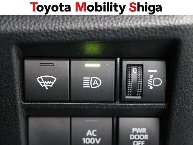 ノア ハイブリッドＳ－Ｚ　４ＷＤ　フルセグ　メモリーナビ　ＤＶＤ再生　ミュージックプレイヤー接続可　後席モニター　バックカメラ　衝突被害軽減システム　ＥＴＣ　両側電動スライド　ＬＥＤヘッドランプ　乗車定員７人　３列シート（22枚目）