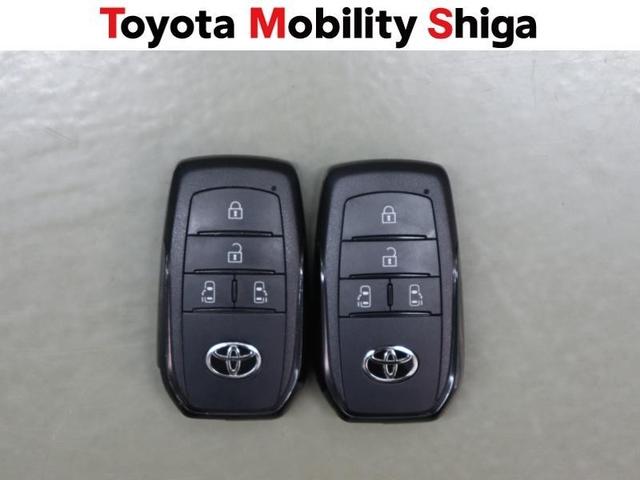 ノア Ｚ　フルセグ　メモリーナビ　ＤＶＤ再生　ミュージックプレイヤー接続可　後席モニター　バックカメラ　衝突被害軽減システム　ＥＴＣ　両側電動スライド　ＬＥＤヘッドランプ　乗車定員７人　３列シート　ワンオーナー（20枚目）