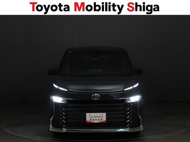 ヴォクシー ハイブリッドＳ－Ｇ　フルセグ　メモリーナビ　ＤＶＤ再生　ミュージックプレイヤー接続可　後席モニター　バックカメラ　衝突被害軽減システム　ＥＴＣ　両側電動スライド　ＬＥＤヘッドランプ　乗車定員７人　３列シート　ワンオーナー（7枚目）